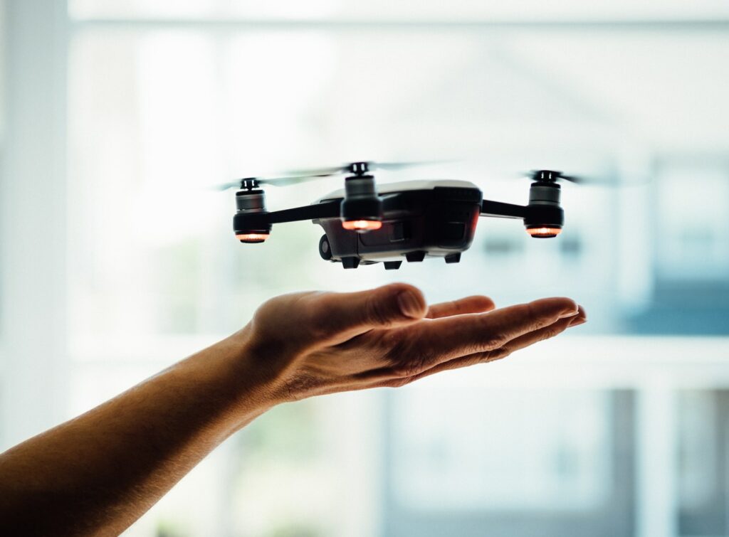 avantages et inconvenients utilisation drone de loisirs