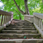 découvrez ce qu'est une dalle d'emmarchement et son rôle clé dans l'esthétique des escaliers extérieurs. apprenez comment cet élément peut rehausser l'apparence de votre espace tout en assurant sécurité et praticité. transformez votre extérieur avec notre guide complet sur les dalles d'emmarchement.
